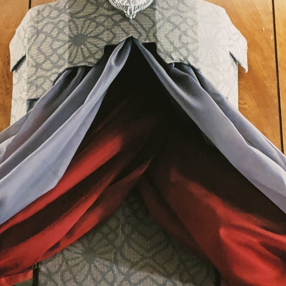 BED CROWN - Picture 2 of 2